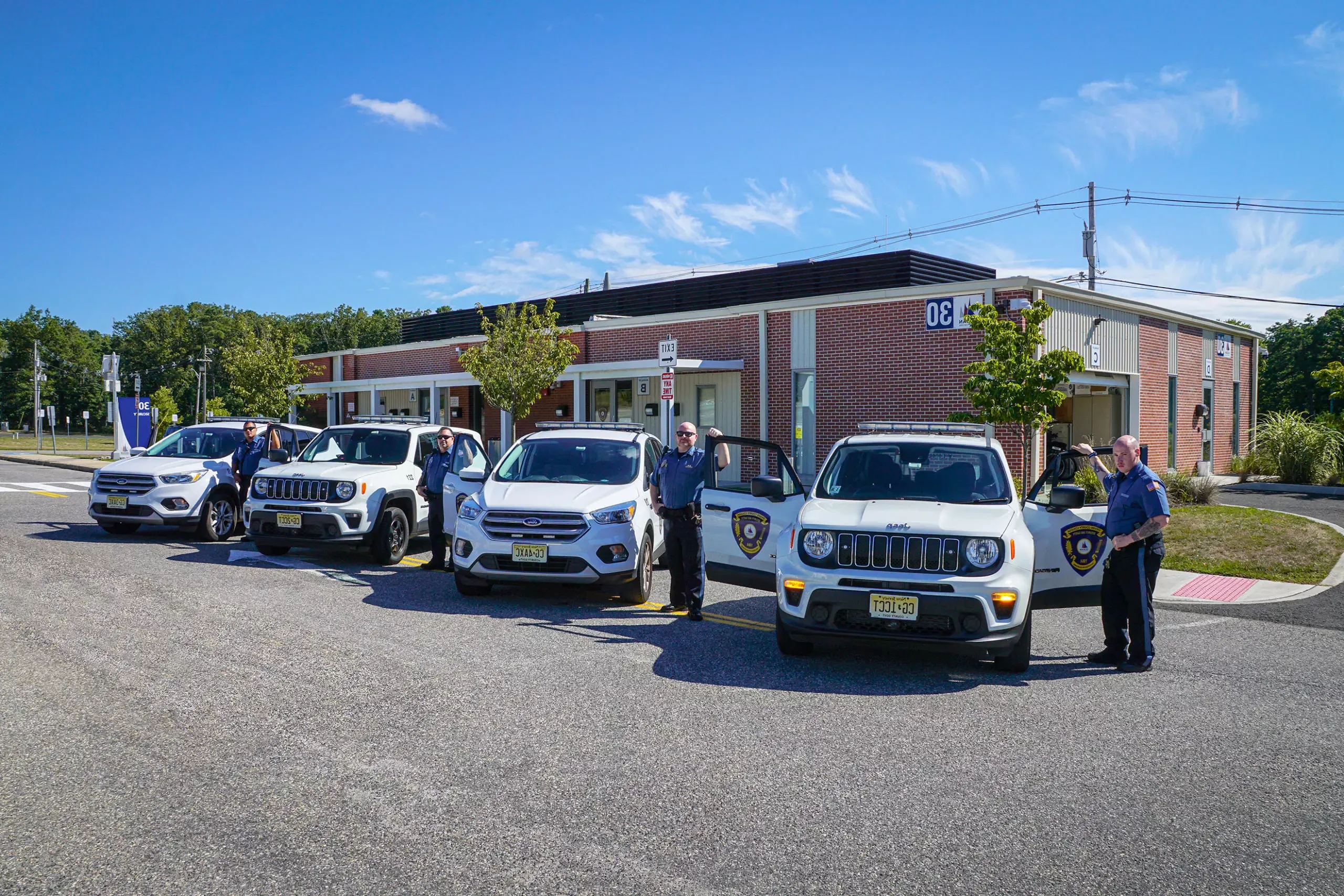 officers by their security vehicles